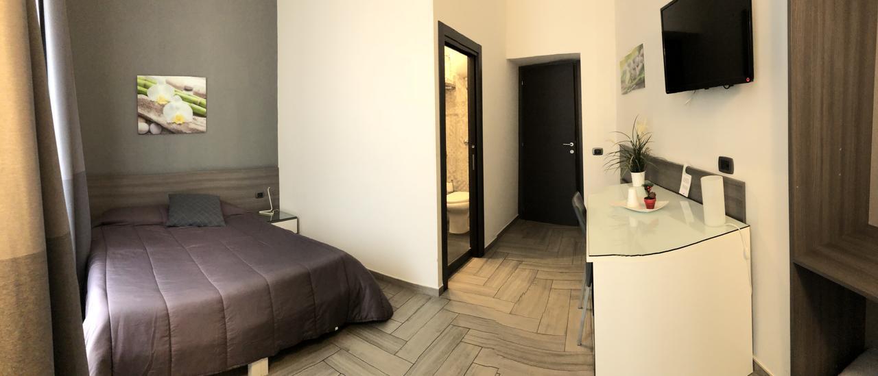 La Dimora Di Garibaldi Bed & Breakfast เนเปิลส์ ภายนอก รูปภาพ